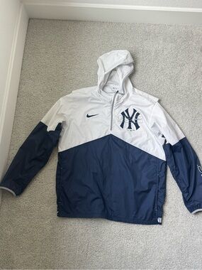 Men’s Nike New York Yankees Jacket
